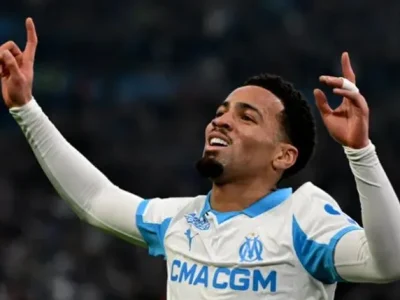 Odegaard lộ vai trò bí mật: Làm ‘người dẫn đường’ cho sao trẻ Arsenal Ethan Nwaneri sang Marseille