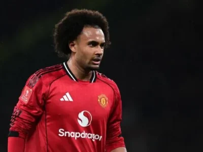 Bom tấn: Zirkzee quyết tâm ở lại MU, từ chối AS Roma và tuyên bố sốc của Carrick