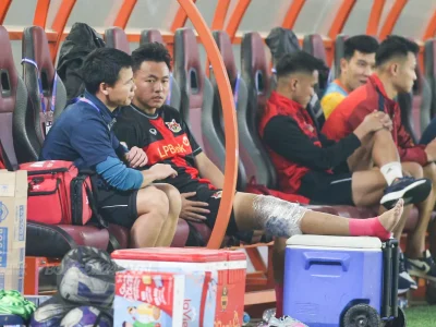 Sốc: Tiền vệ Thái Sơn chính thức lên bàn mổ, chấn thương nghiêm trọng khiến U23 Việt Nam mất trụ cột