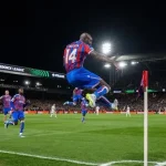 Bùng Nổ! Mateta Lập Công Ngày Trở Lại, Crystal Palace 'Nửa Mình' Vào Bán Kết Conference League 1