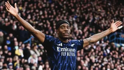 Sốc: Noni Madueke 'đòi nợ' Premier League, yêu cầu trao trả bàn thắng sau màn tỏa sáng thay người 1