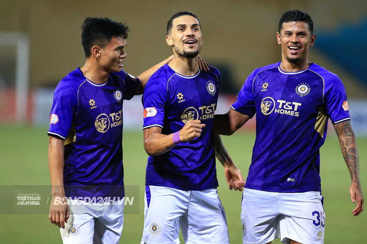 do Hoang Hen Ha Noi vs PVF-CAND 4/11