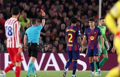 Rashford nổi giận, chỉ trích trọng tài 'ăn quà' sau thất bại gây tranh cãi của Barca 1